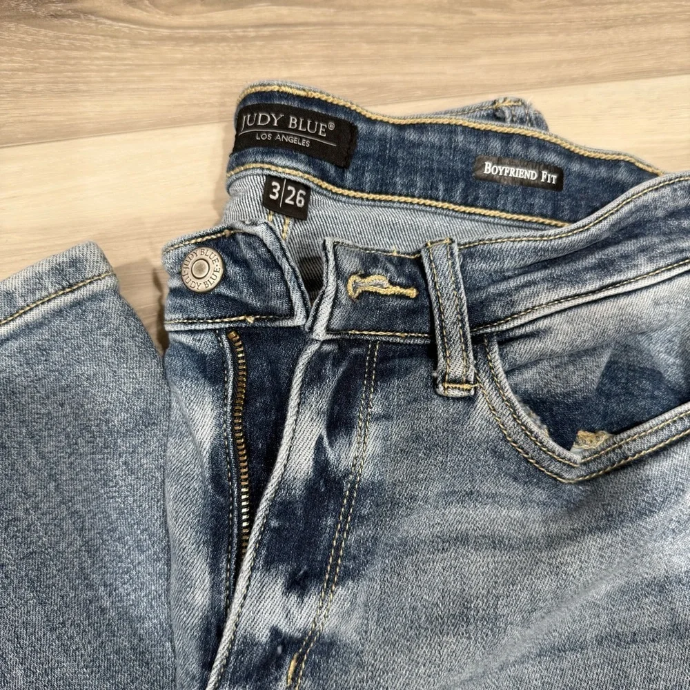 Judy Blue Light Wash Skinny Jeans - Picture 10 of 10